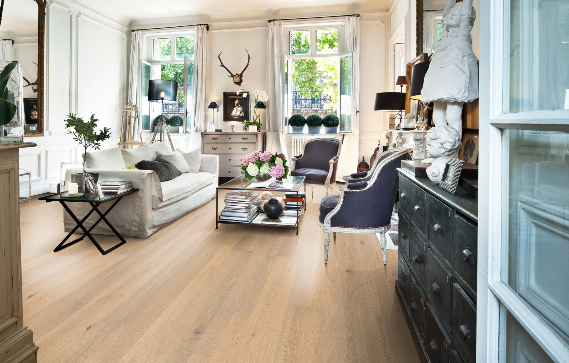 Паркетная доска Kahrs Песочная Дуб Брайтон Brighton 151L87EK0VKW220 Lively 2266×187×15 фото в интерьере